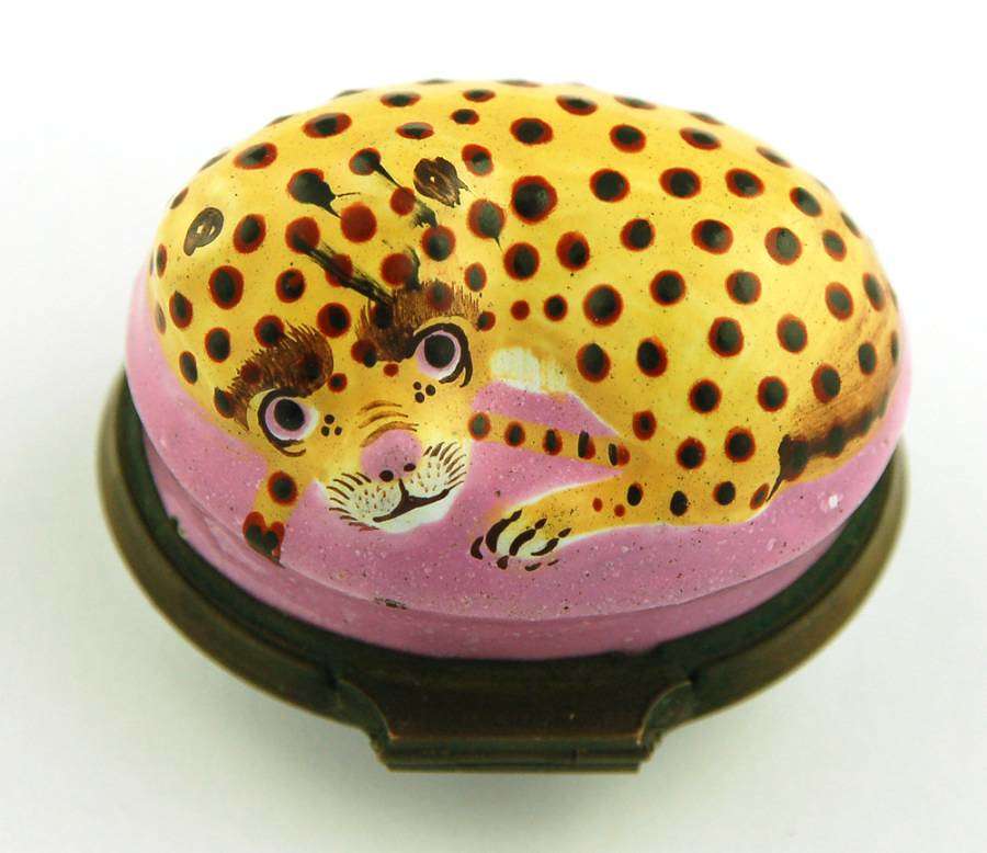 Bilston leopard patch box