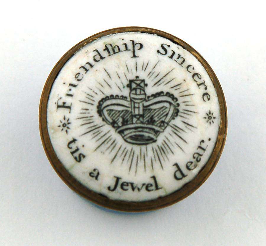 Crown Stud Box