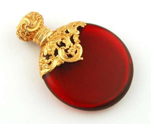 Gold-Mounted Scent