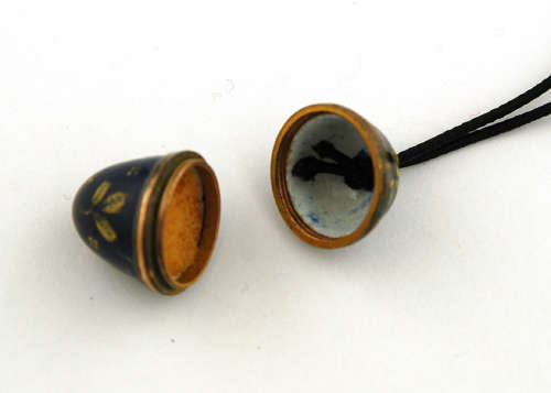 Miniature Bilston Egg