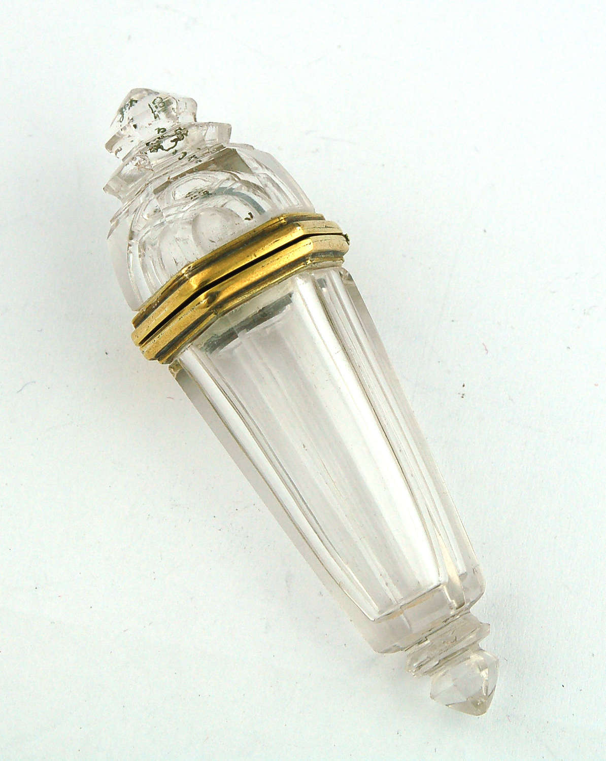 Rock crystal carved scent C1840