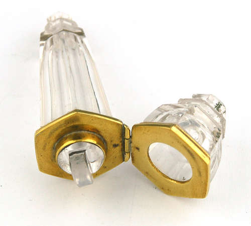 Rock crystal carved scent C1840