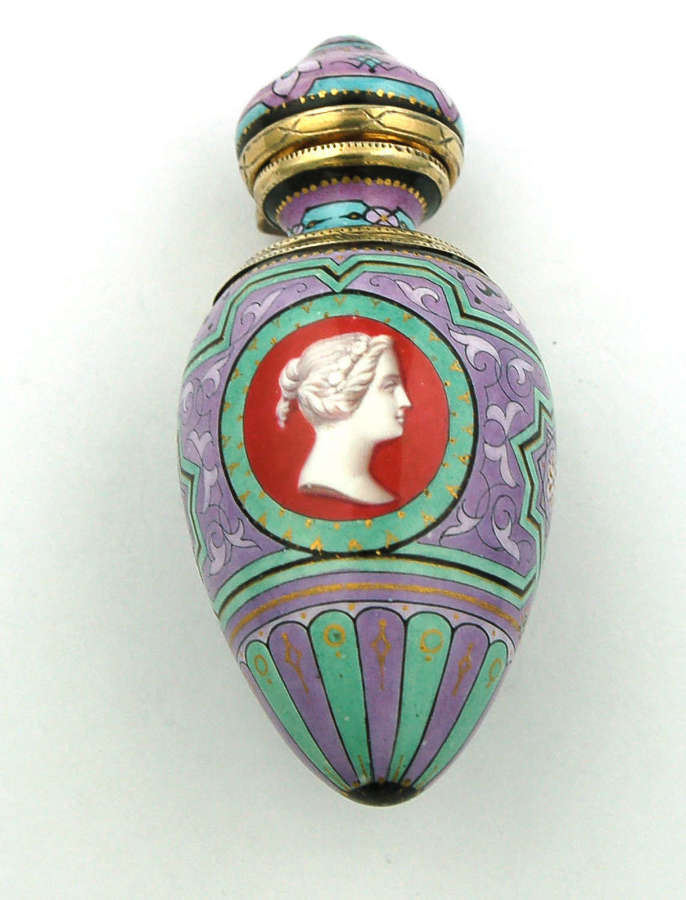 Unusual enamel scent with cameo depictions C1870