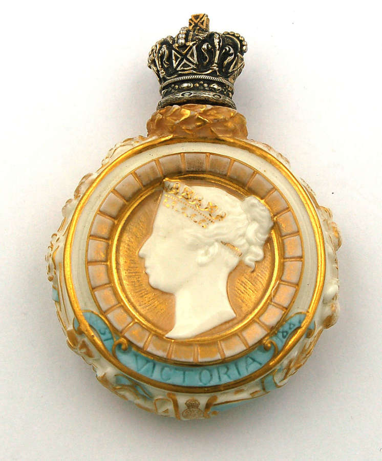 Royal Worcester Victoria commemorative scent C1887