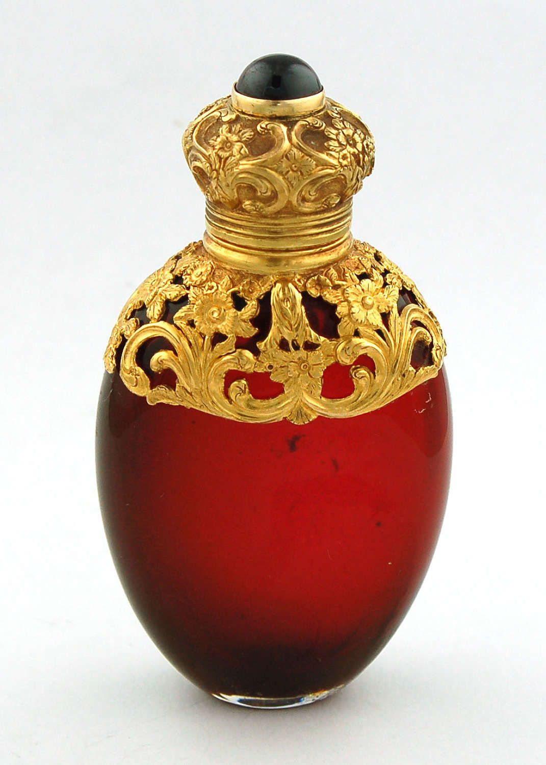 Ruby glass and gold scent C1840
