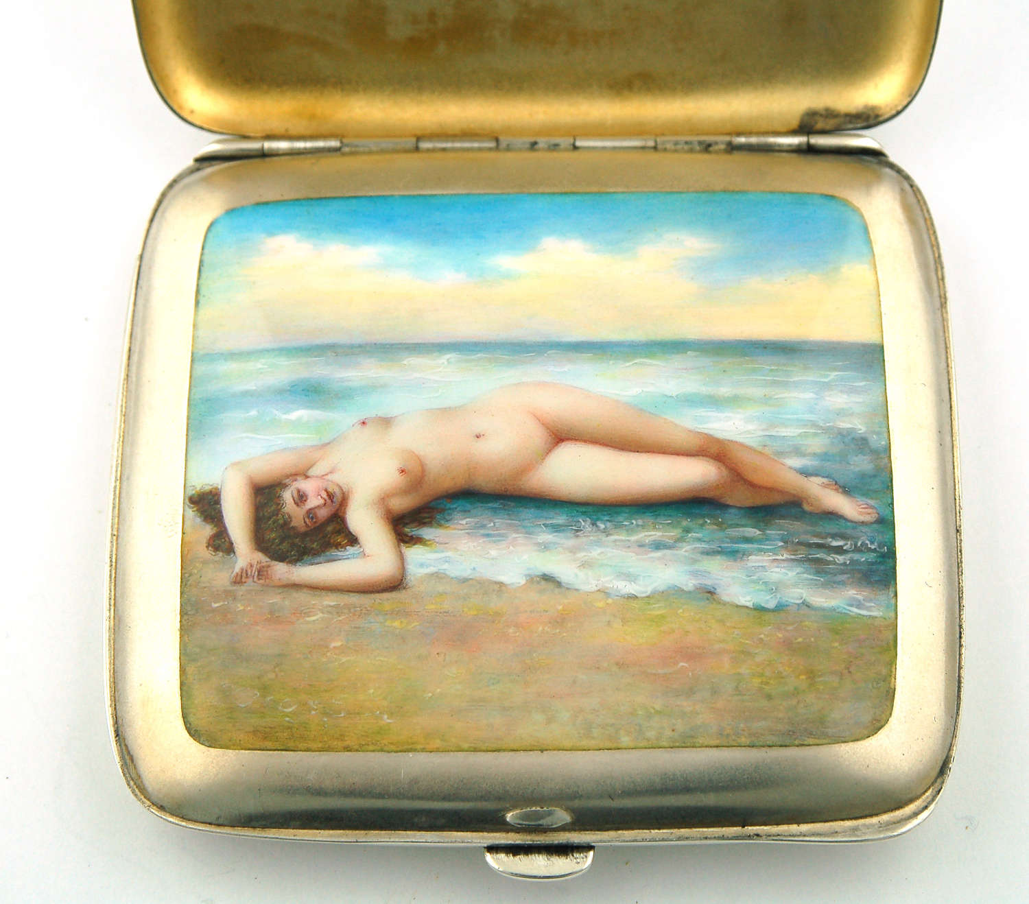 Hidden erotic cigarette case of enamel nude C1910