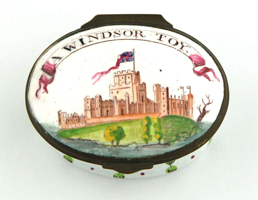 Enamel patch box depicting Windsor Castle C1800