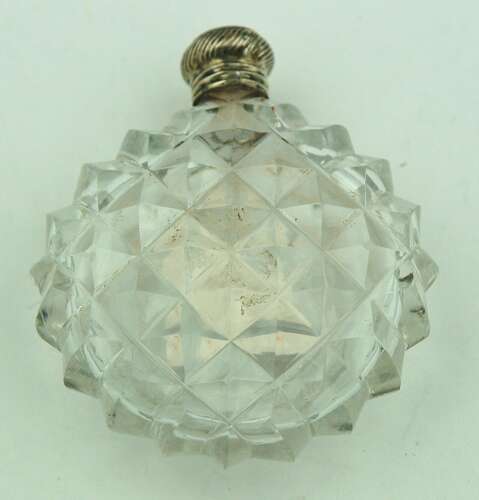 Scent bottle with sulphide C1840