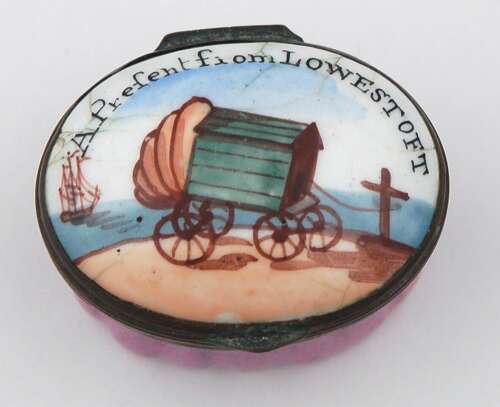 Bilston enamel patch box with bathing hut C1790