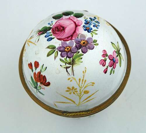 Bilston enamel soap dish C1770