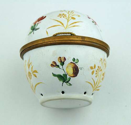 Bilston enamel soap dish C1770
