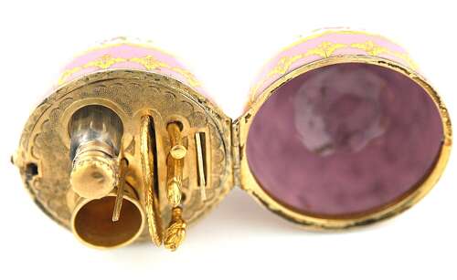 Enamel egg-shaped sewing etui C1840